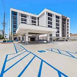 Hotel Hampton Angeles Airport