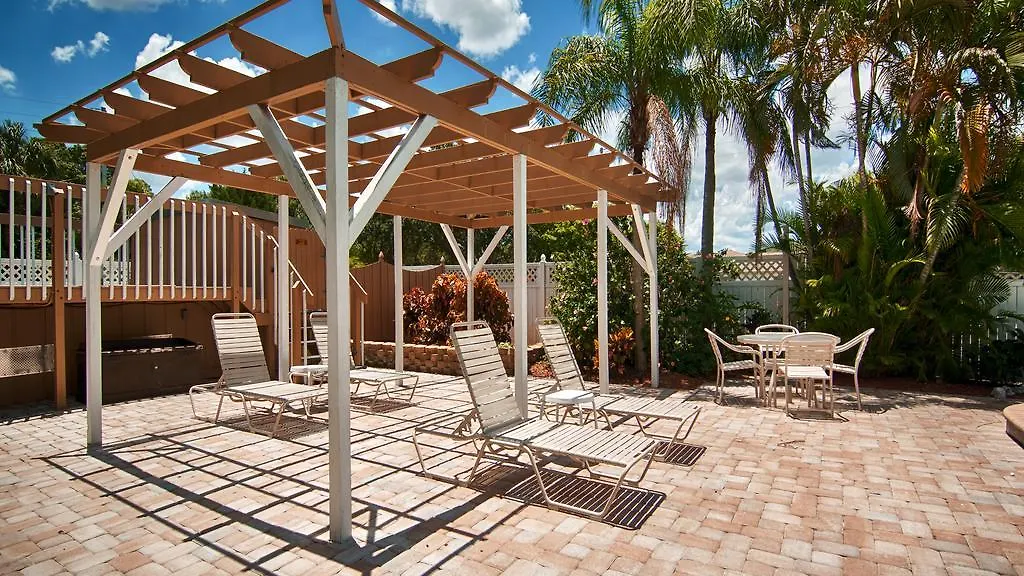 Hotel Baymont By Wyndham Sarasota