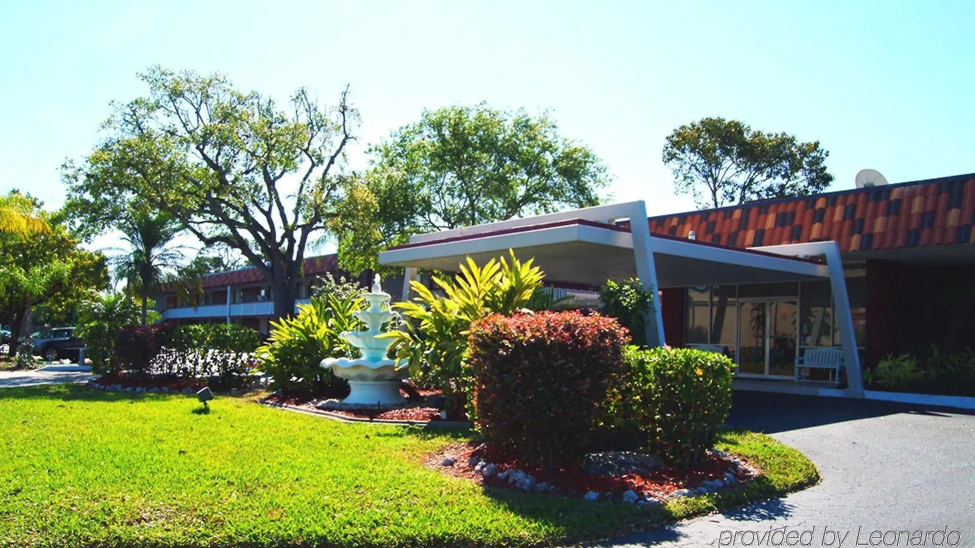 Hotel Baymont By Wyndham Sarasota