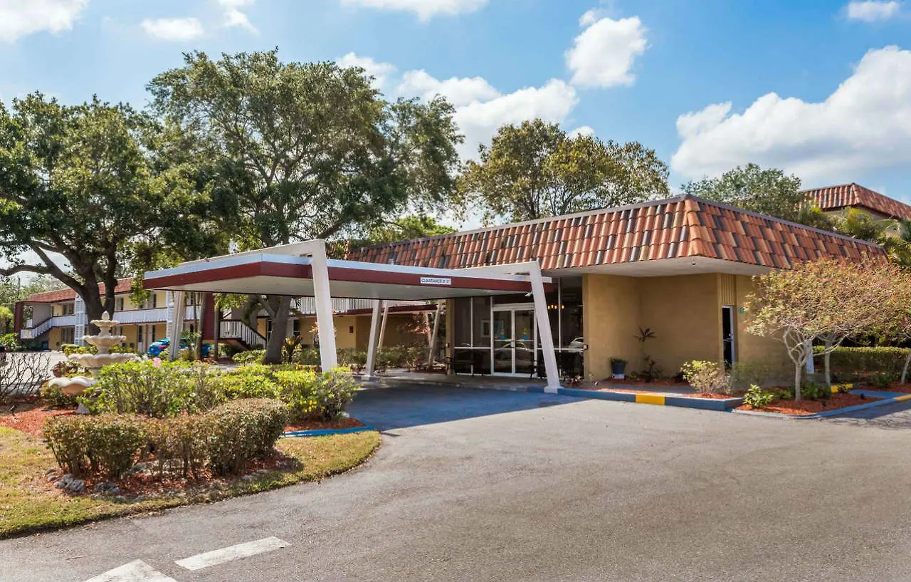 Hotel Baymont By Wyndham Sarasota 2*,  USA